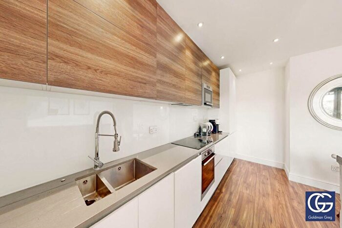 2 Bedroom Apartment To Rent In Charlotte Court, East Barnet Road, London, EN4