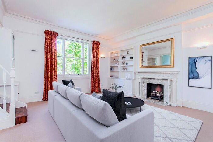 2 Bedroom Flat To Rent In Onslow Gardens, South Kensington, SW7