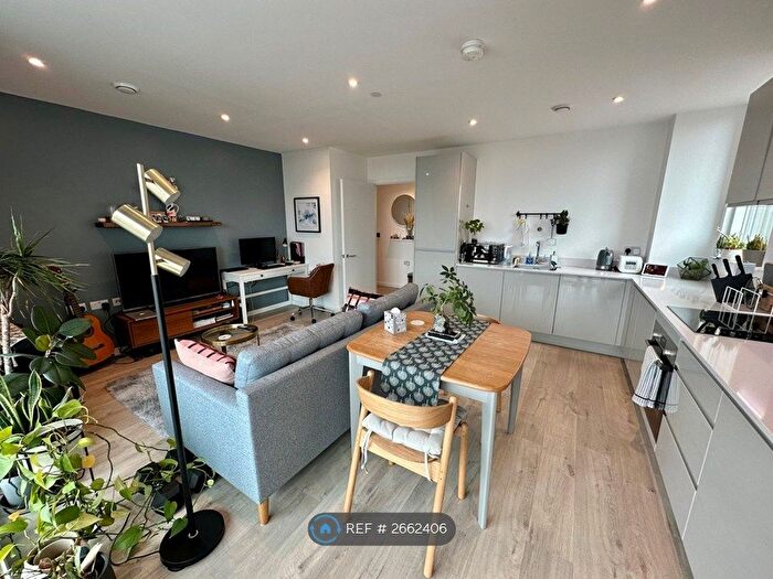 2 Bedroom Flat To Rent In Kitson House, London, E3