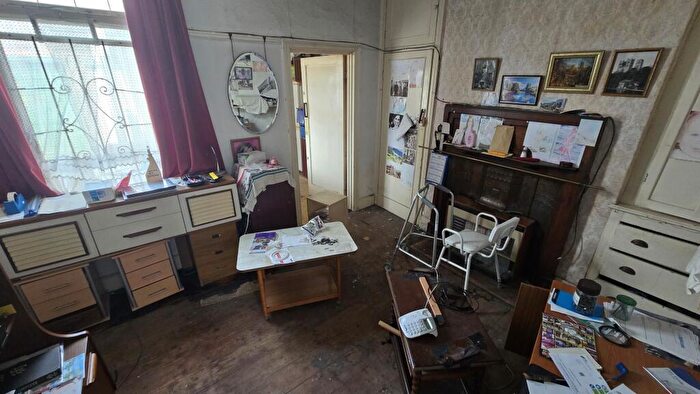 2 Bedroom Cottage For Sale In Rokeby Street, Sunderland, Tyne And Wear, SR4