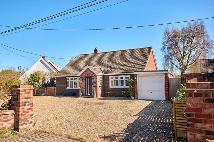 3 Bedroom Detached Bungalow For Sale In Market Lane, Burston, Diss, IP22