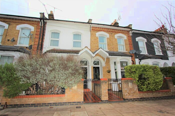 1 Bedroom Property To Rent In Hornsey Park Road, Hornsey, N8