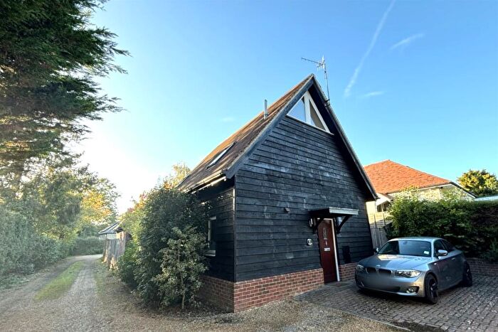 1 Bedroom Detached House To Rent In Winchester, SO22