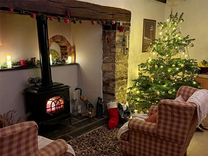 4 Bedroom Detached House For Sale In Huntshaw, Torrington, Devon, EX38