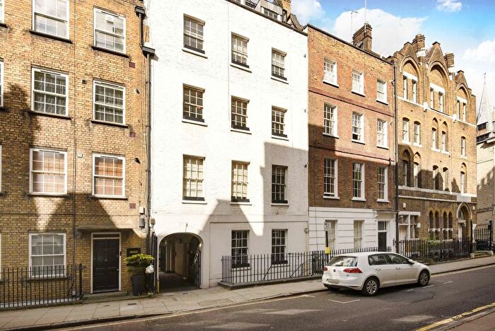 2 Bedroom Flat To Rent In Old Gloucester Street, Bloomsbury, WC1N
