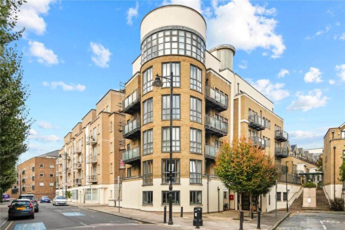 2 Bedroom Apartment To Rent In Brightlingsea Place, E14
