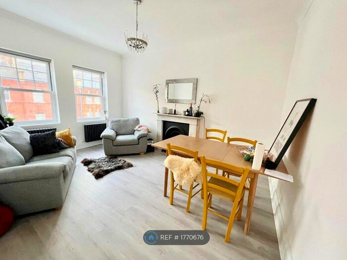 3 Bedroom Flat To Rent In Stonor Road, London, W14
