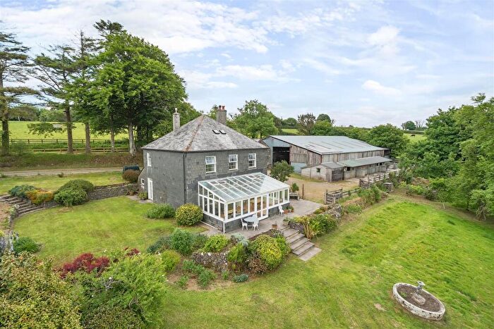 3 Bedroom Detached House For Sale In Brentor, PL19