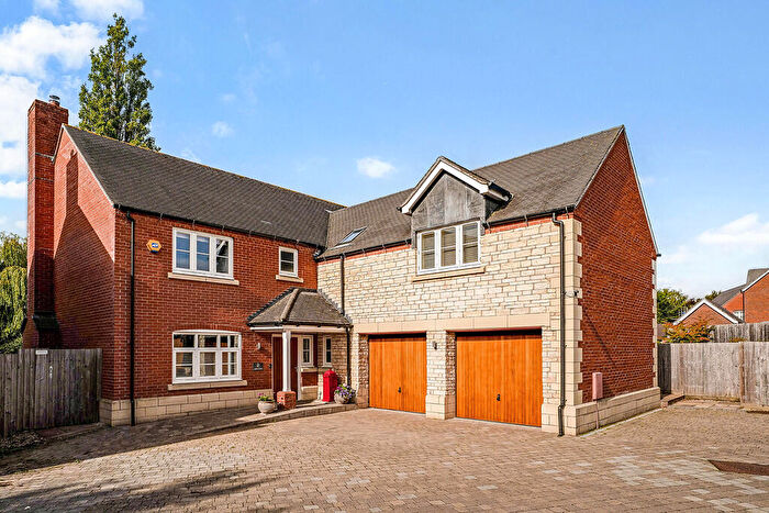 5 Bedroom Detached House For Sale In Gaydon, CV35
