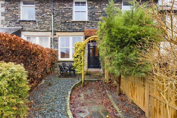 4 Bedroom Terraced House To Rent In Limethwaite Road, Windermere, LA23