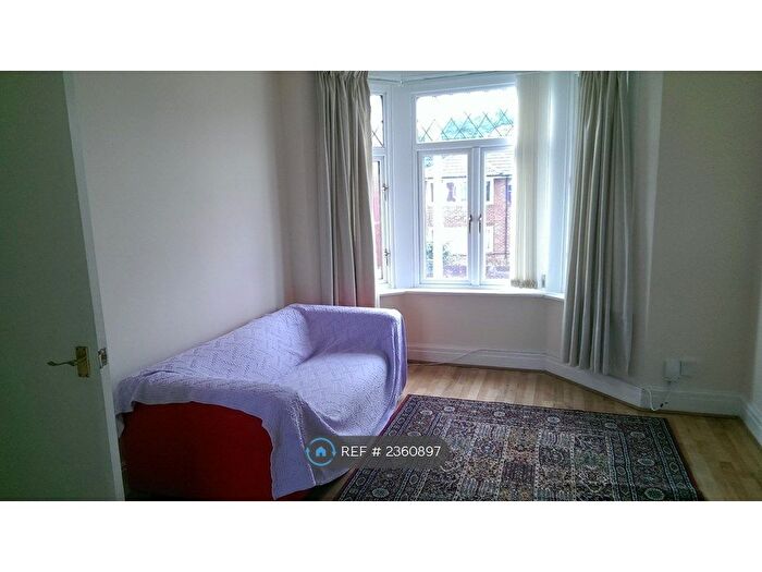 1 Bedroom Flat To Rent In Caerphilly Road, Cardiff, CF14