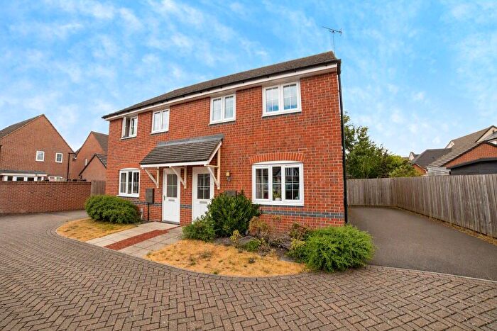 3 Bedroom Semi Detached House For Sale In Browns Court, Farnsfield, Newark, Nottinghamshire, NG22