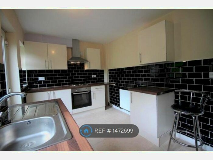 3 Bedroom Terraced House To Rent In Windmill Lane, Nottingham, NG3