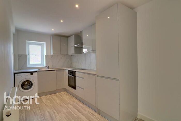 2 Bedroom Flat To Rent In Earls Acre, PL3