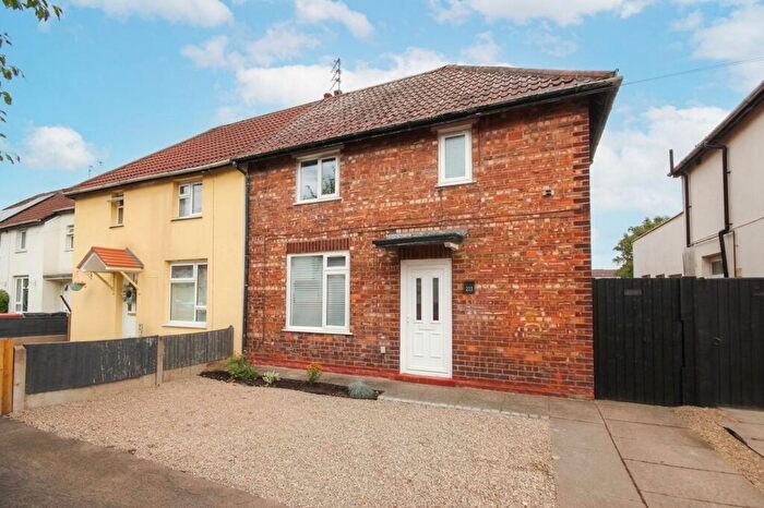3 Bedroom Semi Detached House For Sale In Danefield Road, Northwich, CW9