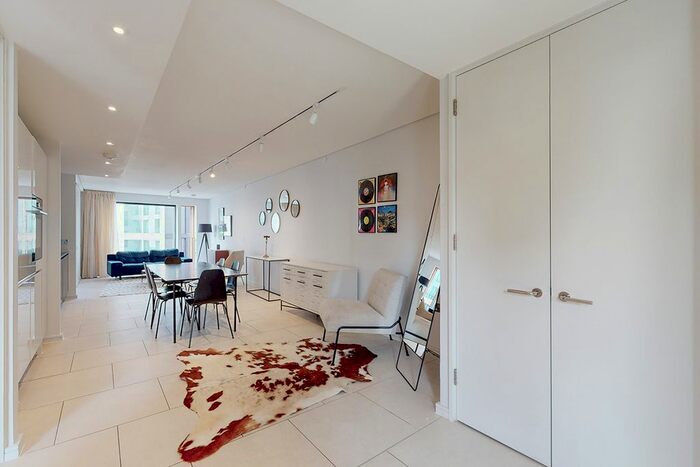 2 Bedroom Flat To Rent In Hackney Road, London, E2