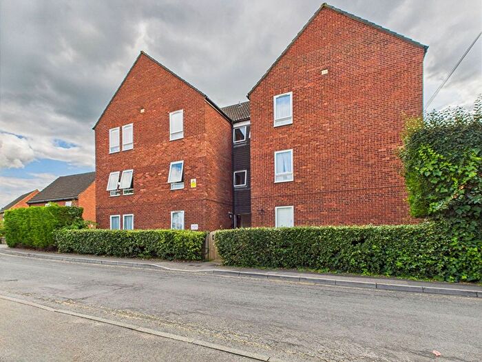 1 Bedroom Flat For Sale In Lane House, Station Road, Horsham, West Sussex., RH13