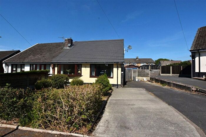 3 Bedroom Bungalow For Sale In Sunny Bower Close, Sunnybower, Blackburn, Lancashire, BB1