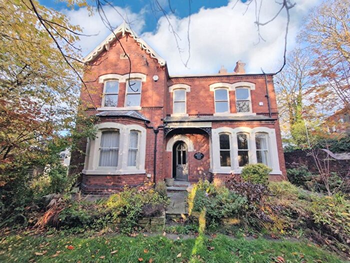 4 Bedroom Detached House For Sale In Ferrybridge Road, Knottingley, WF11