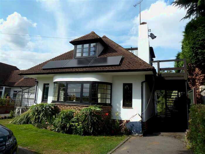 1 Bedroom Flat To Rent In Theobald Street, Radlett, Herts, WD7