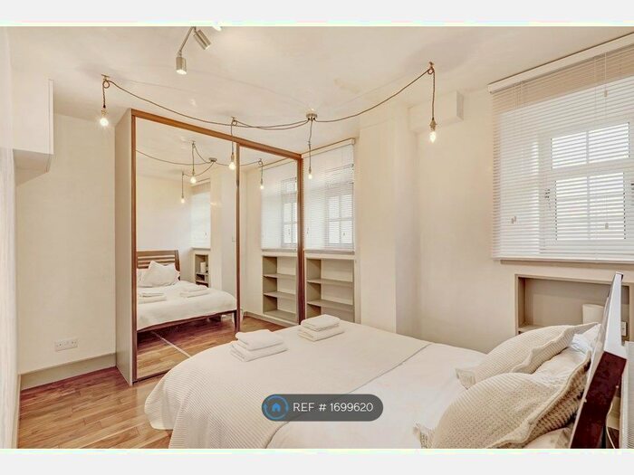 2 Bedroom Flat To Rent In Garnet House, Wapping, E1W