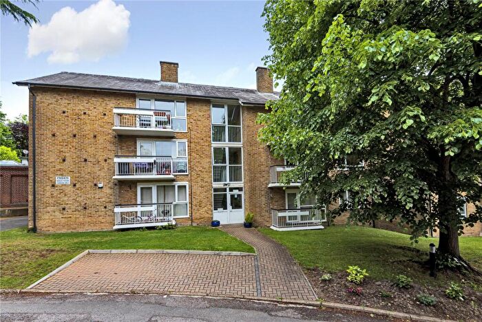 2 Bedroom Flat For Sale In Sydenham Avenue, Sydenham, London, SE26