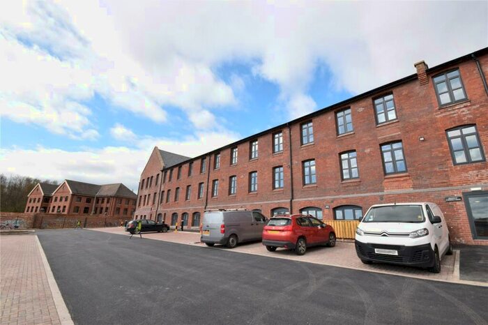 1 Bedroom Apartment To Rent In Flat, Viaduct Road, Leeds, LS4