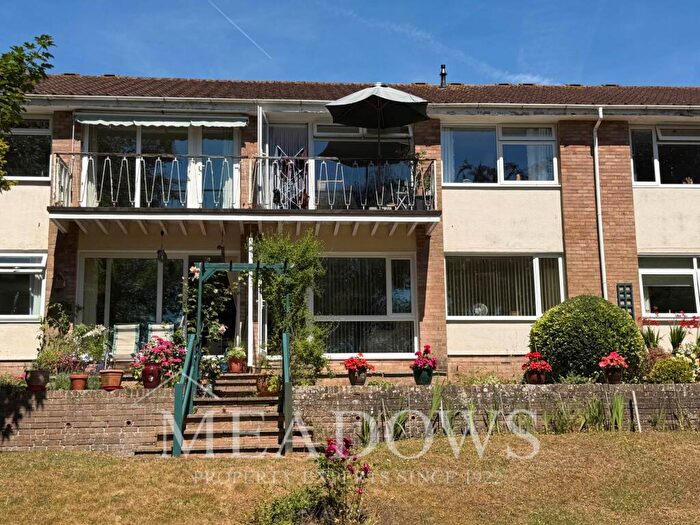 2 Bedroom Flat For Sale In Cranford Avenue, Exmouth, EX8