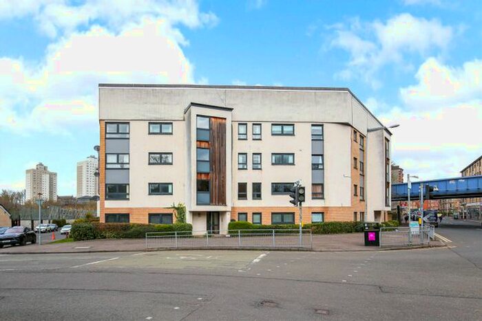 2 Bedroom Flat To Rent In 294 Kilmarnock Road, Glasgow G43