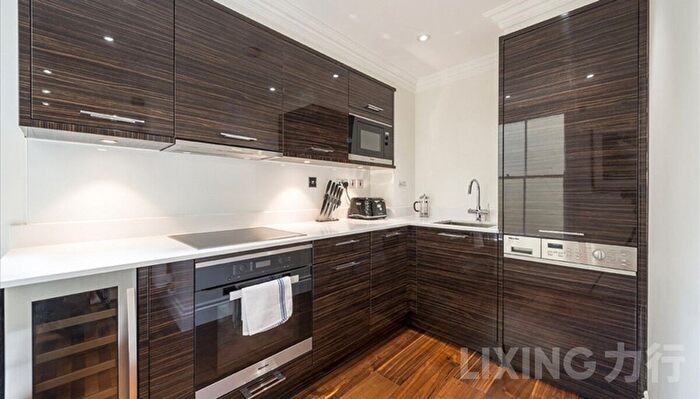 1 Bedroom Flat To Rent In Kensington Gardens Square, Bayswater, W2