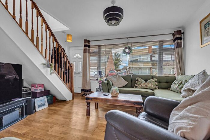 2 Bedroom Semi-Detached House For Sale In The Rise, Ashford, TN23