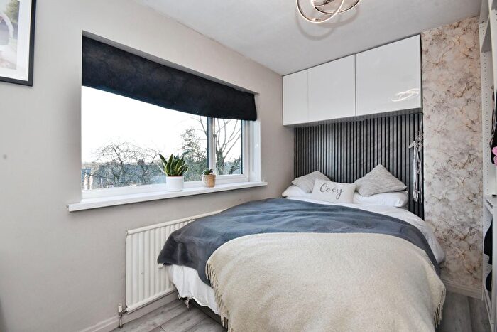 3 Bedroom Semi-Detached House For Sale In Wedgwood Road, Clifton, Swinton, Manchester, M27