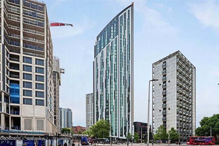 Studio To Rent In Walworth Road, London, SE1