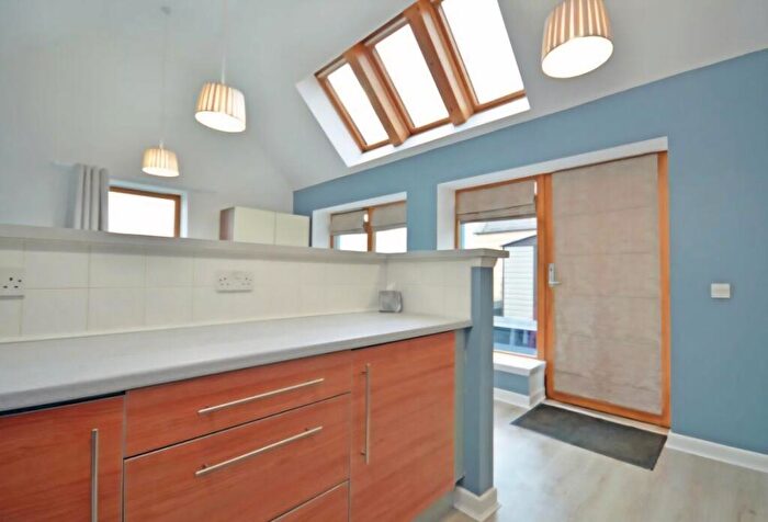 1 Bedroom Flat To Rent In Tigh Na Cladach, Dunoon, PA23