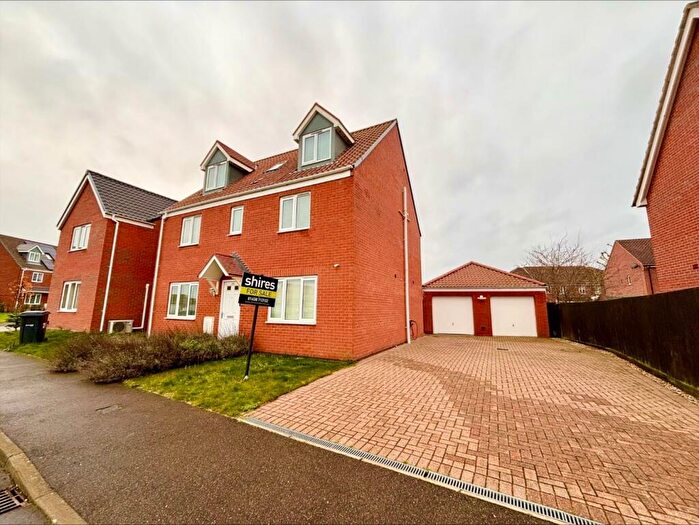 5 Bedroom Detached House For Sale In Barleycorn Way, Beck Row, IP28