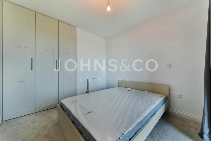 1 Bedroom Flat To Rent In Palmer Street, Huntley Wharf, Reading, RG1