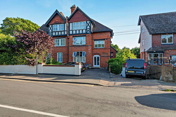 1 Bedroom Flat For Sale In Castle Avenue, Dover, CT16