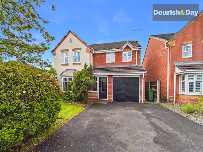 4 Bedroom Detached House For Sale In Tyria Way, Stafford, ST17
