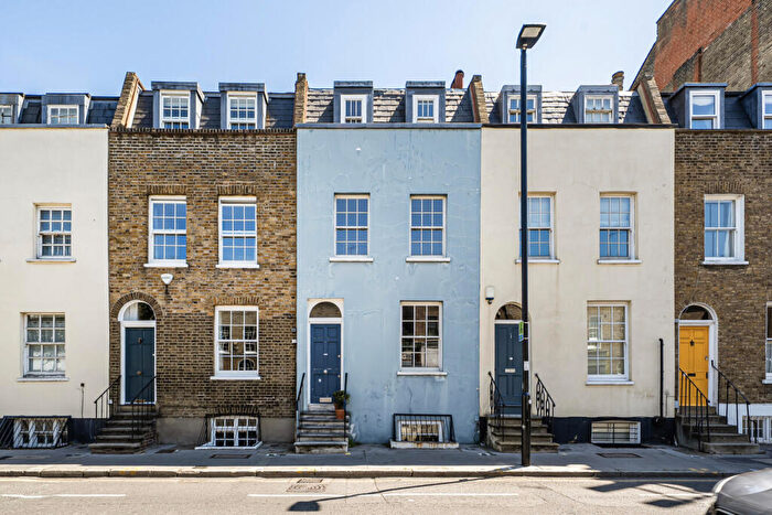 3 Bedroom Terraced House For Sale In Liverpool Road, London, N1