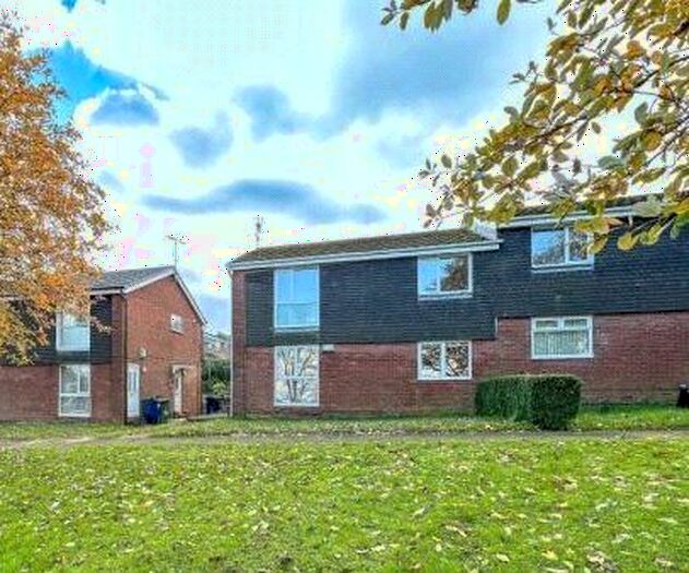 2 Bedroom Flat To Rent In Kingsway, Sunniside, NE16