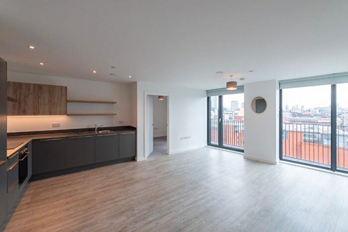 2 Bedroom Apartment To Rent In Vox, M15