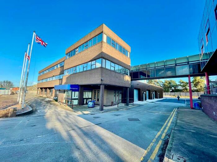 Commercial Property To Rent In Lawn Road, Carlton In Lindrick, S81