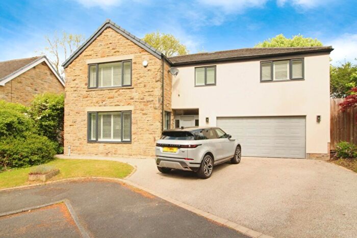5 Bedroom Detached House To Rent In Willow Court, Pool In Wharfedale, Otley, West Yorkshire, LS21