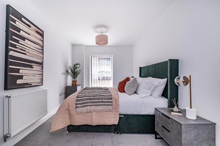 2 Bedroom Apartment To Rent In Brumwell Avenue London, SE18