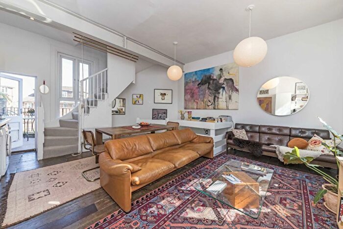 2 Bedroom Flat For Sale In Dartmouth Park Hill, Dartmouth Park, NW5