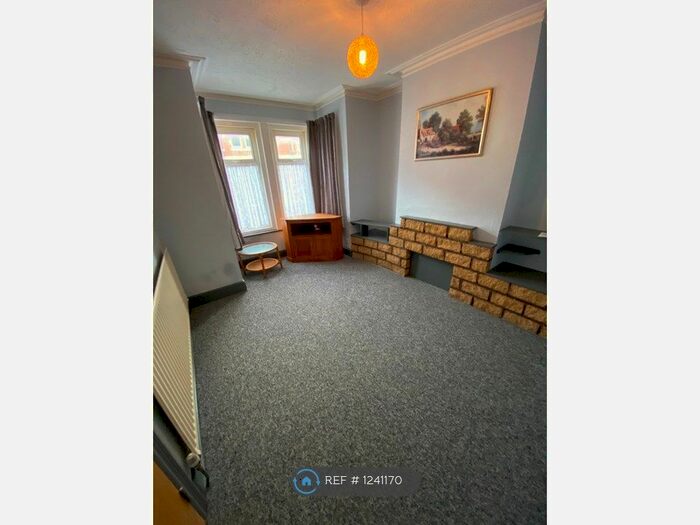 4 Bedroom Terraced House To Rent In Malmesbury Road, Southampton SO15