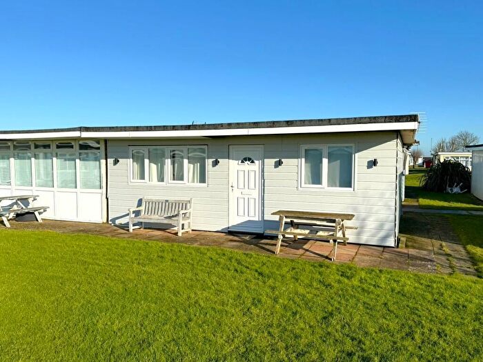 2 Bedroom Chalet For Sale In New Lydd Road, Camber, Rye, TN31