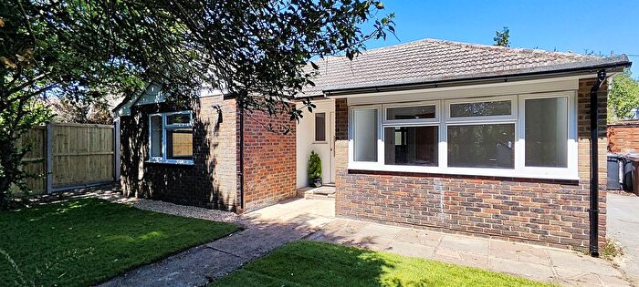 2 Bedroom Detached Bungalow For Sale In Peelings Lane, Westham, Pevensey, BN24