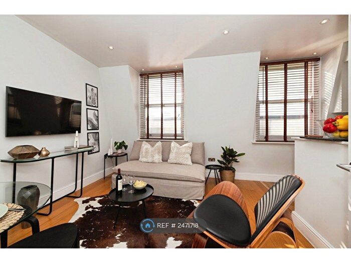 1 Bedroom Flat To Rent In Cornwall Crescent, London, W11