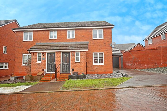 3 Bedroom Semi-Detached House For Sale In Gretton Close, Redditch, B97